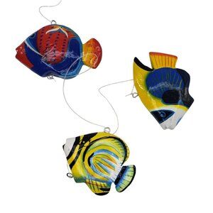 Wooden Fish Wall Hanging Decor With 3 Hand-Painted Fish On String For Nautical H